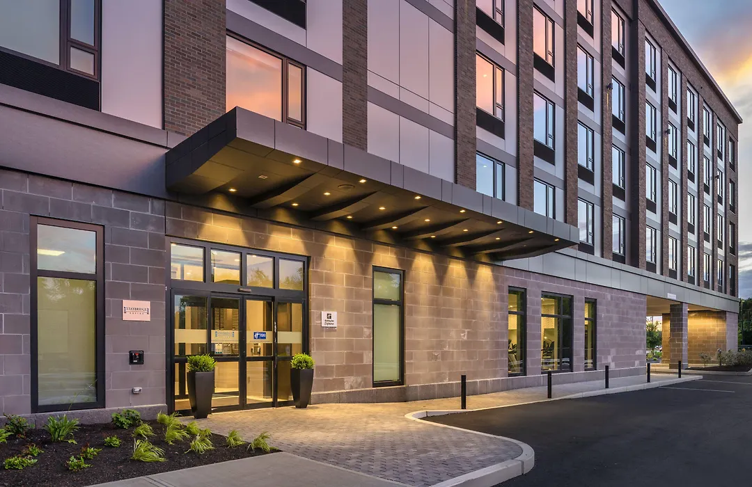 Holiday Inn Express - Boston Logan Airport - Revere By Ihg-1