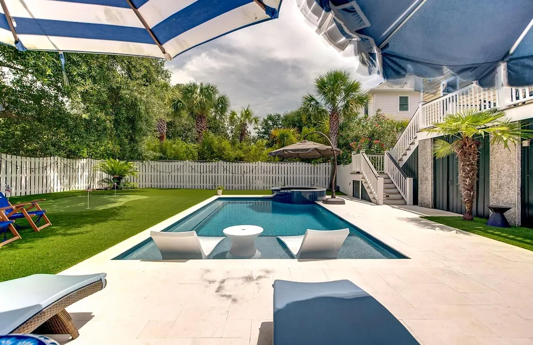 Sunrise Manor, Putting Green, Pool/Hot Tub, Elevator, Ocean Views-1