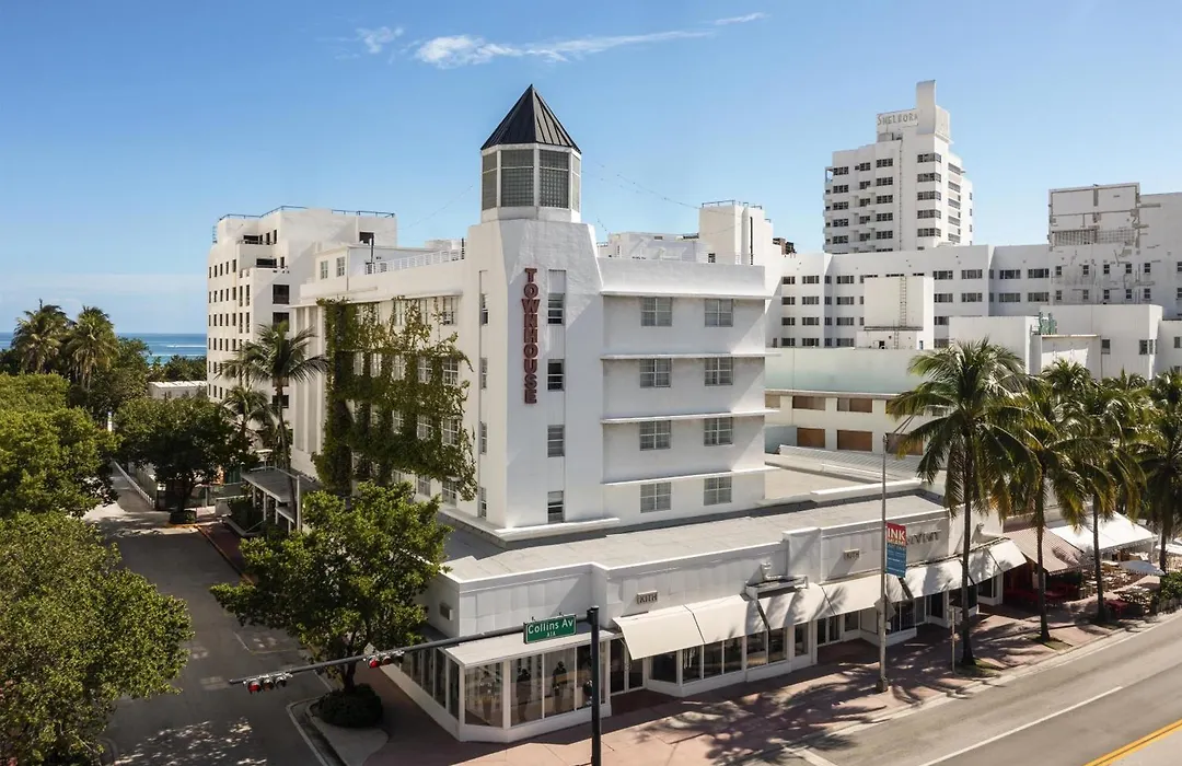 Townhouse Hotel-1