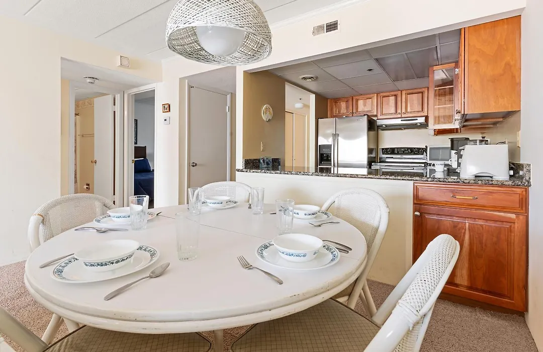 Ocean View 2-Bedroom Condo At Excalibur Perfect Coastal Getaway-1