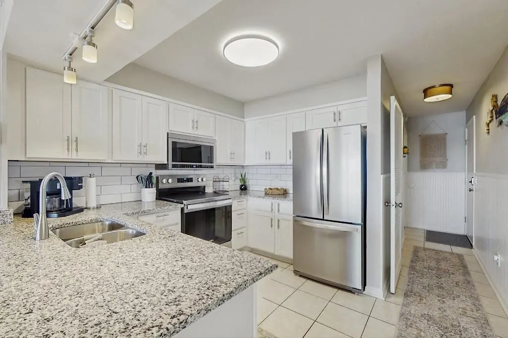 Palmetto Dunes 303-1