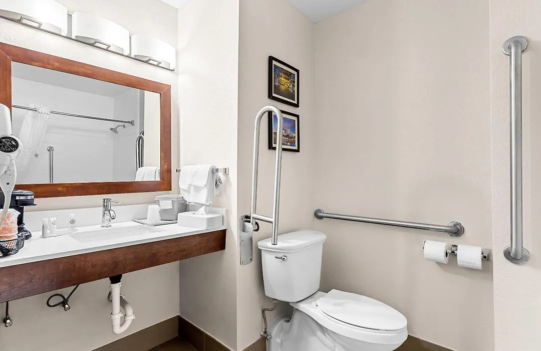 Comfort Inn University-1