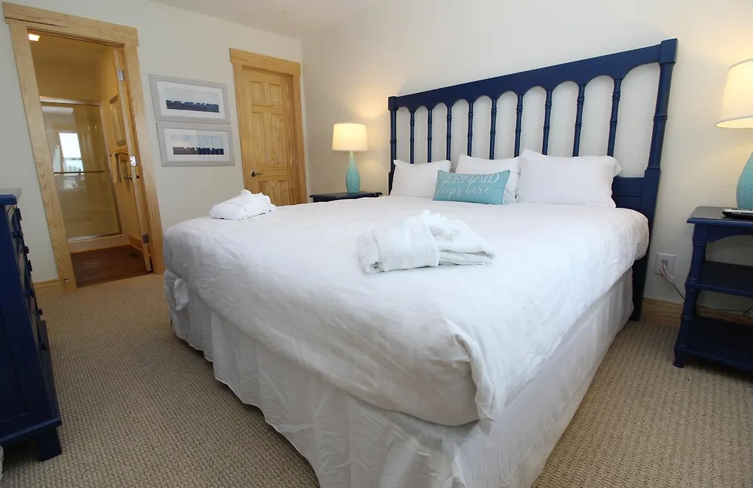 Whalebone Ocean Cottages By Kees Vacations-1