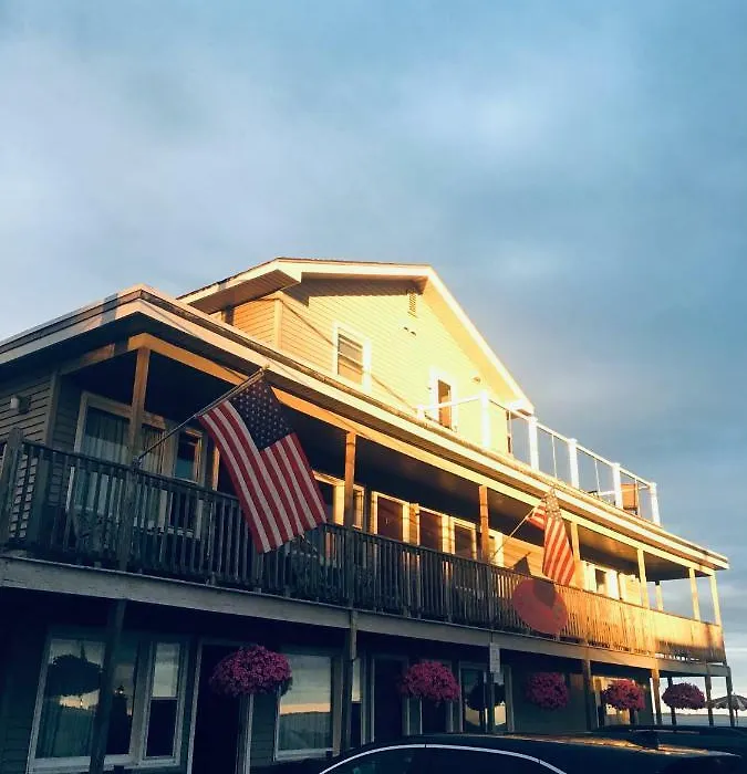 The Skylark Beach Inn-1