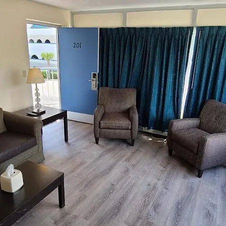 Oceanfront Twilight Surf Hotel-3