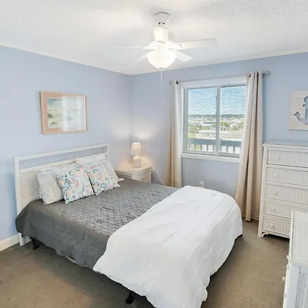 2Br, 2Bath Condo Oceanfront Getaway With Pool-2
