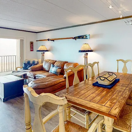 Marigot Beach Condo-3