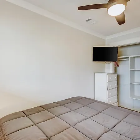 Sea Cabin 121-B-2