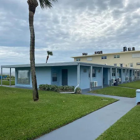 Sea Aire Oceanfront Inn-2