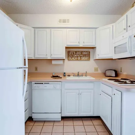 Marylander Condominiums, 90 Steps From The Beach-3