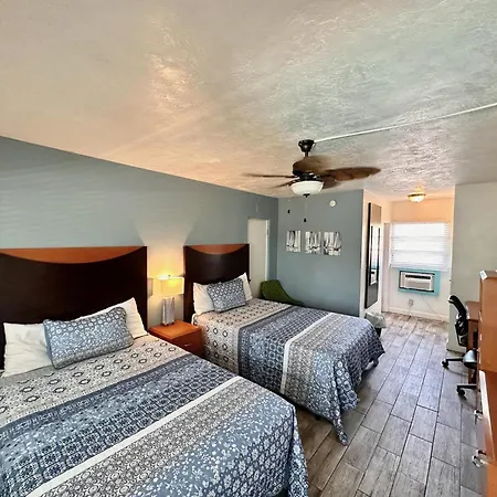 Malibu Resort Motel-3