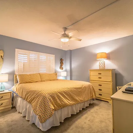 Arcadian II 3E - Oceanfront - Shore Drive Section-2