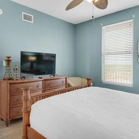 Grandview East 1204-2