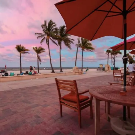 Walkabout 6 Suite On Hollywood Beach With Ocean Views-2