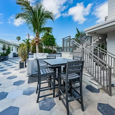 The Roth Hotel, Treasure Island, Florida-3