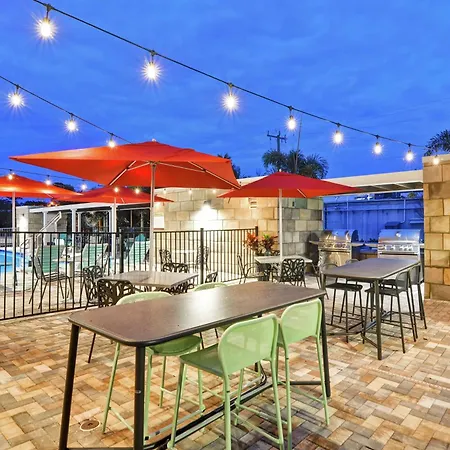 Home2 Suites By Hilton Daytona Beach Speedway-3