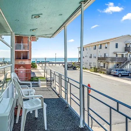 Eden Roc Motel-2