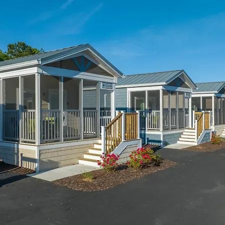 Shore Point Cottages-3