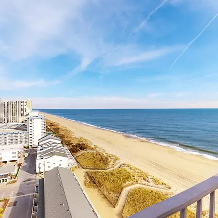 Sea Terrace 1401-3