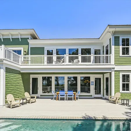 18 Sand Dollar Road- Oceanfront, Large Private Pool, Hot Tub Free Activities Included-2