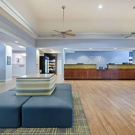Hampton Inn Cocoa Beach-3