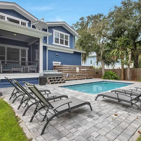 Deja Blue-6Br W Pool Hot Tub-Steps To Beach-3
