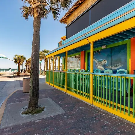 Smyrna Beach Club 818B-3