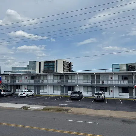Belmont Inn & Suites Virginia Beach-2
