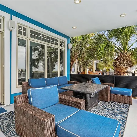 7 Singleton Beach Place- Oceanfront, Private Pool, Renovated, Free Activities Included-3