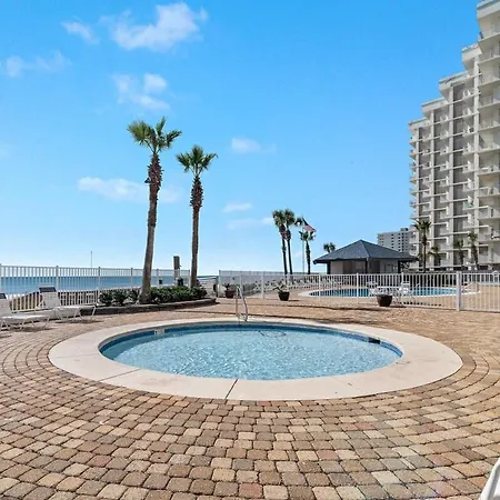 Windward Pointe 1104 Free Chair And Umbrella Rental 3 Bedrooms Beachfront-2