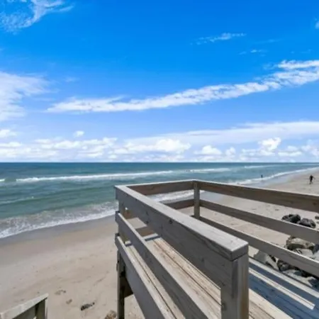 A Shore Thing 1 - Oceanfront And Dog Friendly! Private Beach Access! Townhouse-2