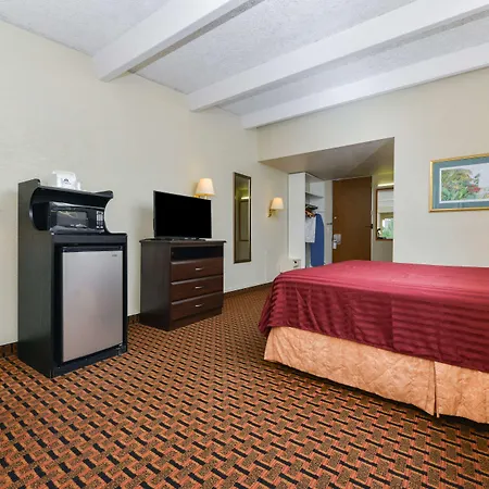 Americas Best Value Inn Sarasota-3