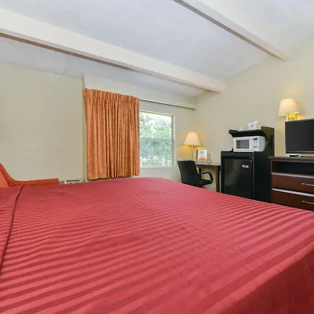 Americas Best Value Inn Sarasota-2
