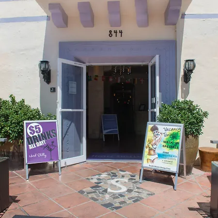 Shelley Hotel-3