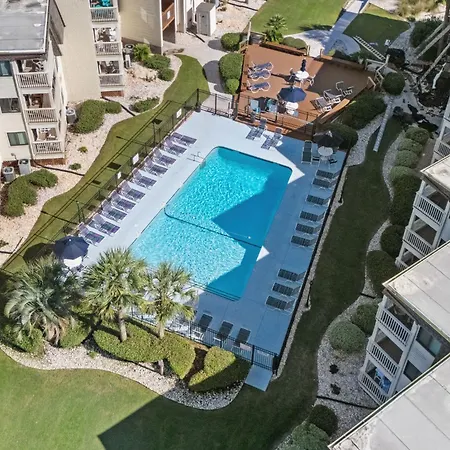 Stunning Oceanfront Condo - The Crows Nest-3