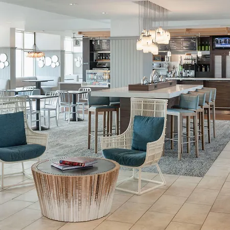 Courtyard By Marriott Virginia Beach Oceanfront North 37Th Street-3
