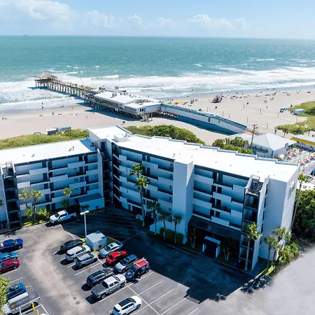 La Quinta By Wyndham Cocoa Beach Oceanfront-2
