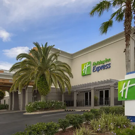 Holiday Inn Express Jacksonville Beach By Ihg-3