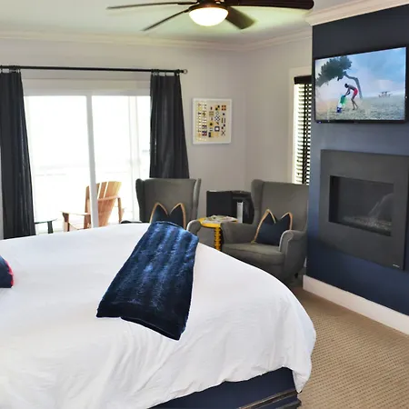 Regatta Inn - Adults Only-2