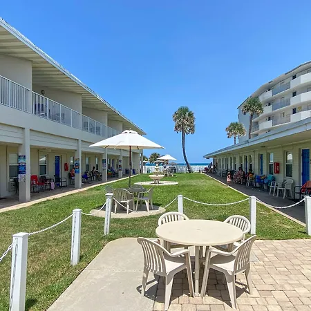 Ocean Court Beachfront Hotel-2