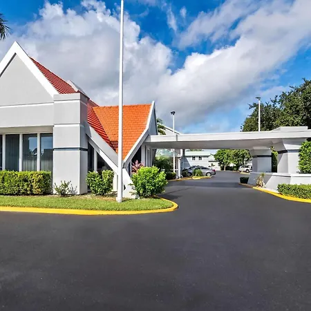 Howard Johnson By Wyndham Vero Beach / Downtown-2