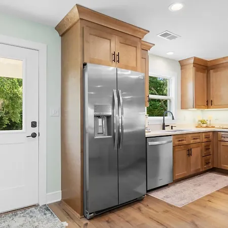High Tide Hideaway By Emerald Isle Realty-2
