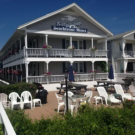 Sandpiper Beachfront Motel-2