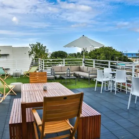 Nomada Urban Beach Hostel- Calle Loiza (Adults Only)-3