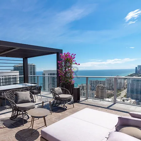 Hyde Beach House Apartments-3