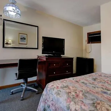 Dolphyn Motel-2