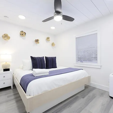 Siesta Key Beach Resort And Suites-2