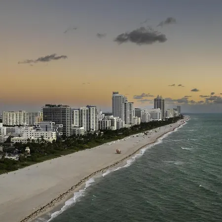 Hilton Garden Inn Miami South Beach-3