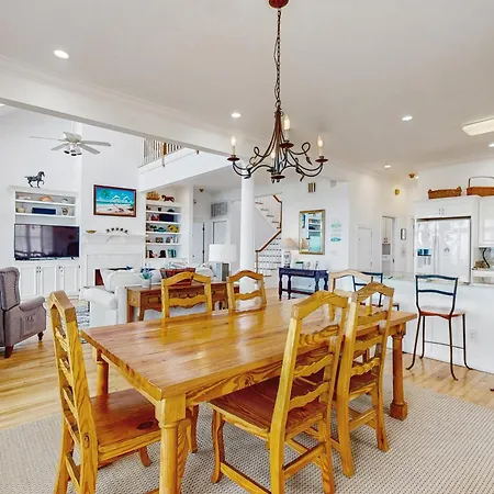 Ocean Boulevard 802-3