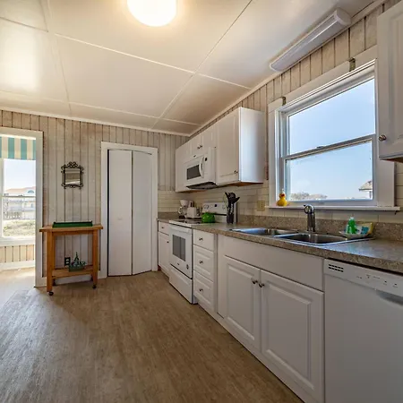 York - Duck, Carolina Dunes, Oceanfront, Ocean View, Hot Tub, Large Decks, Pets Ok-2
